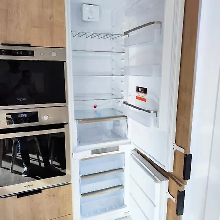 Schanz - Quietly Oriented - Private Parking - Balcony *