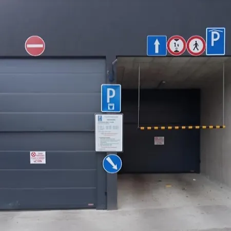 Schanz - Quietly Oriented - Private Parking - Balcony *