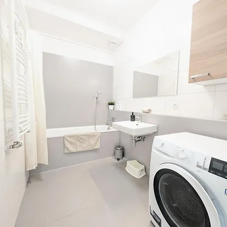 Apartmán Schanz - Quietly Oriented - Private Parking - Balcony