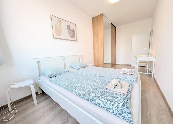 Schanz - Quietly Oriented - Private Parking - Balcony * Pressburg