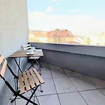 Schanz - Quietly Oriented - Private Parking - Balcony