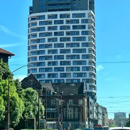 Schanz - Quietly Oriented - Private Parking - Balcony *