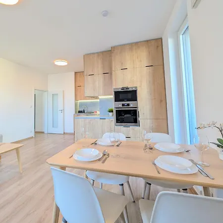 Schanz - Quietly Oriented - Private Parking - Balcony * براتسيلافا